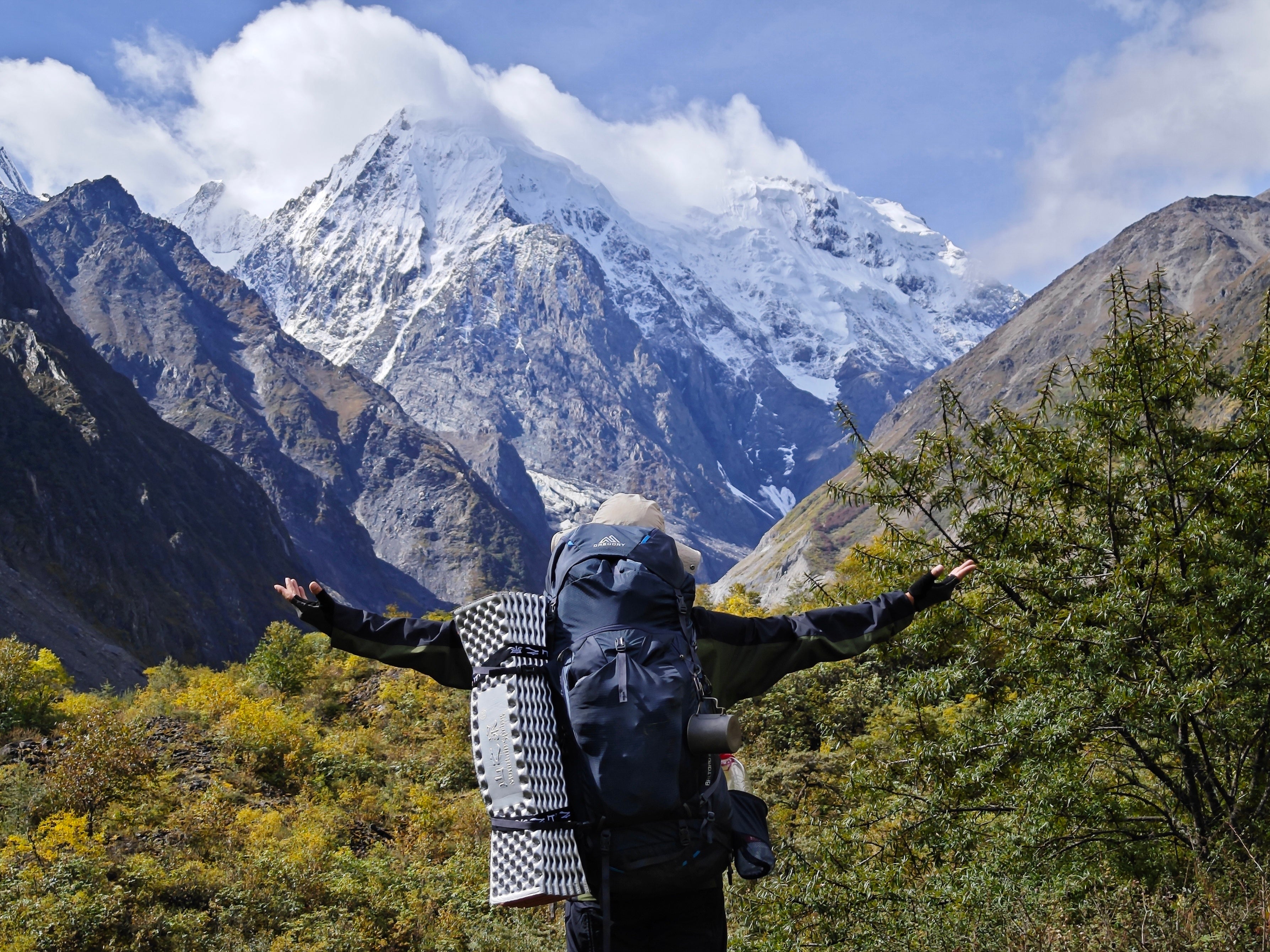 Foam Pad Camping Closed-Cell Closed Cell Folding Foam Sleeping Pad Mat Backpacking Camping Hiking Reflective Heat Mattress MountainSpring Mountain Spring 山之泉 野营睡垫 蛋巢睡垫